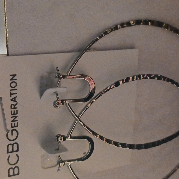 Hoops - Picture 3 of 4